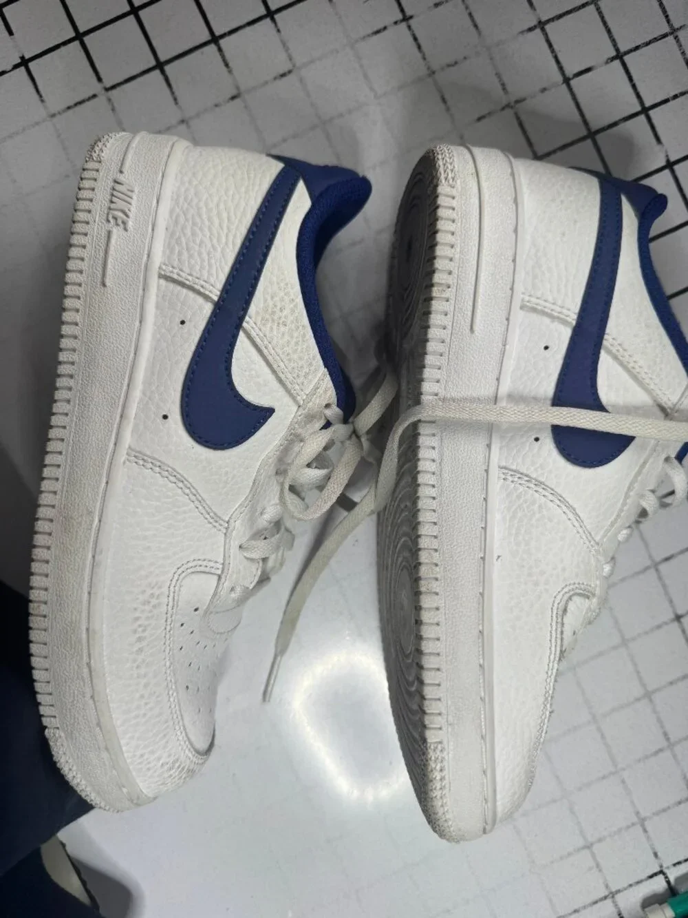 Nike kids shoes size 3